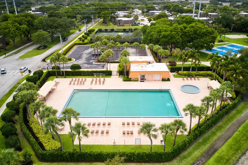 3113 31st Way West Palm Beach FL 33407