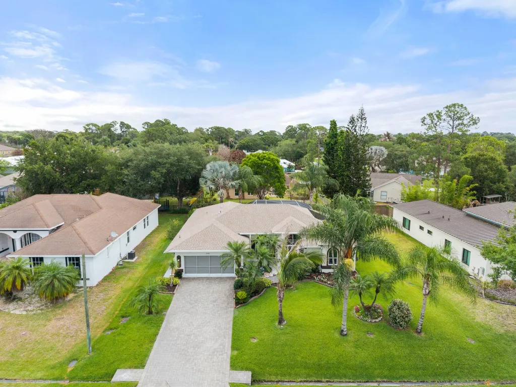 2381 SW Indigo Lane Port St Lucie FL 34953
