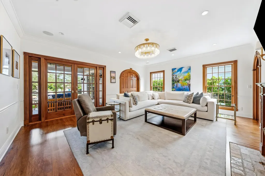 19153 SE Jupiter River Drive Jupiter FL 33458