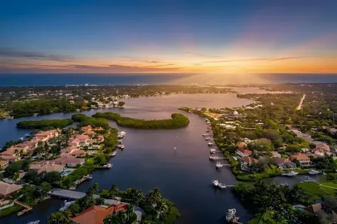 19153 SE Jupiter River Drive Jupiter FL 33458