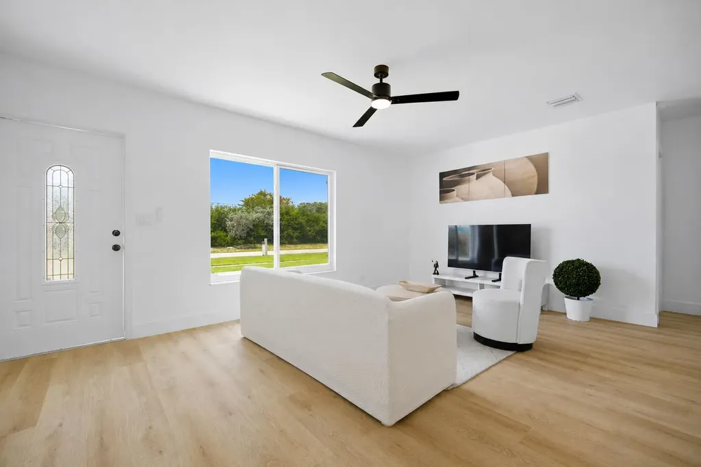 310 NW 4th Avenue Deerfield Beach FL 33441