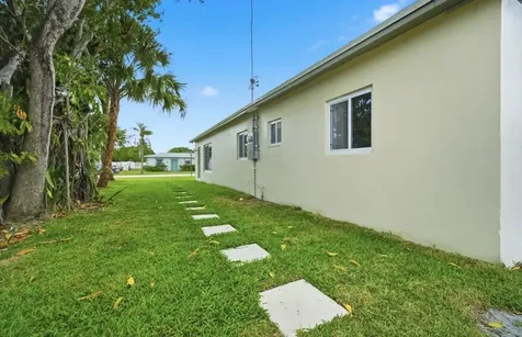 310 NW 4th Avenue Deerfield Beach FL 33441