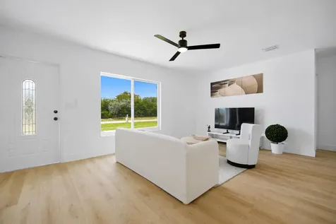 310 NW 4th Avenue Deerfield Beach FL 33441
