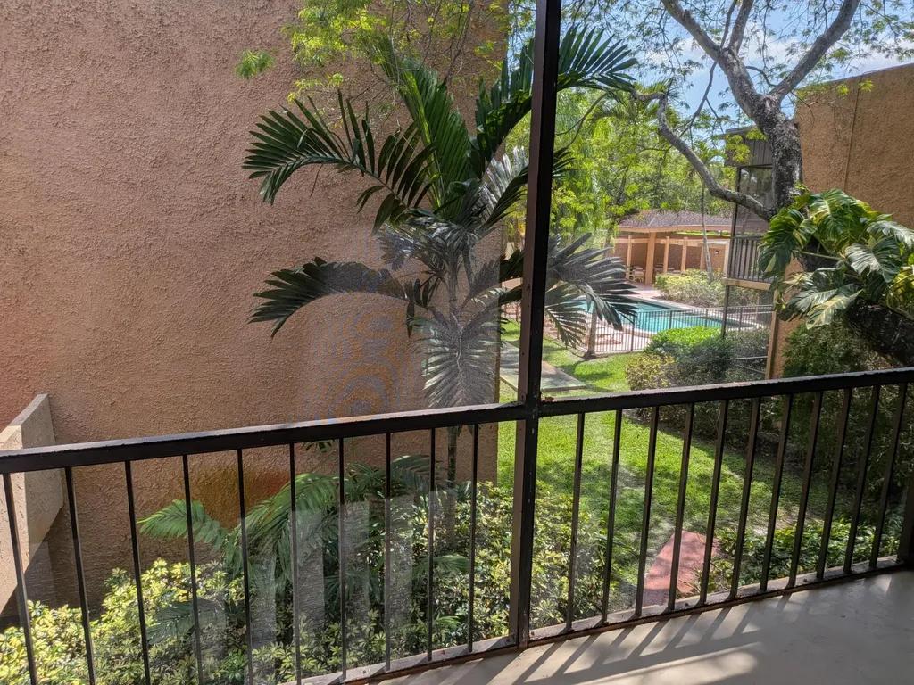 8901 N New River Canal Road Plantation FL 33324