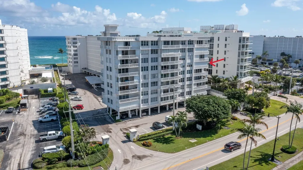 3570 S Ocean Boulevard South Palm Beach FL 33480