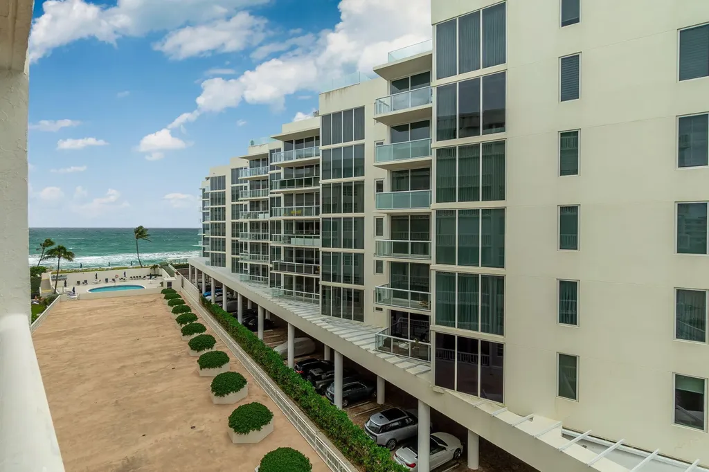 3570 S Ocean Boulevard South Palm Beach FL 33480