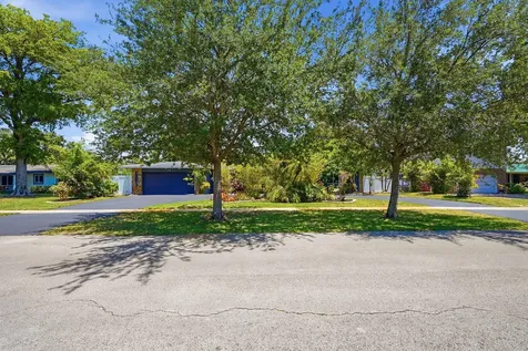 816 NW 66th Avenue Plantation FL 33317