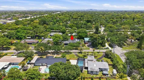 816 NW 66th Avenue Plantation FL 33317