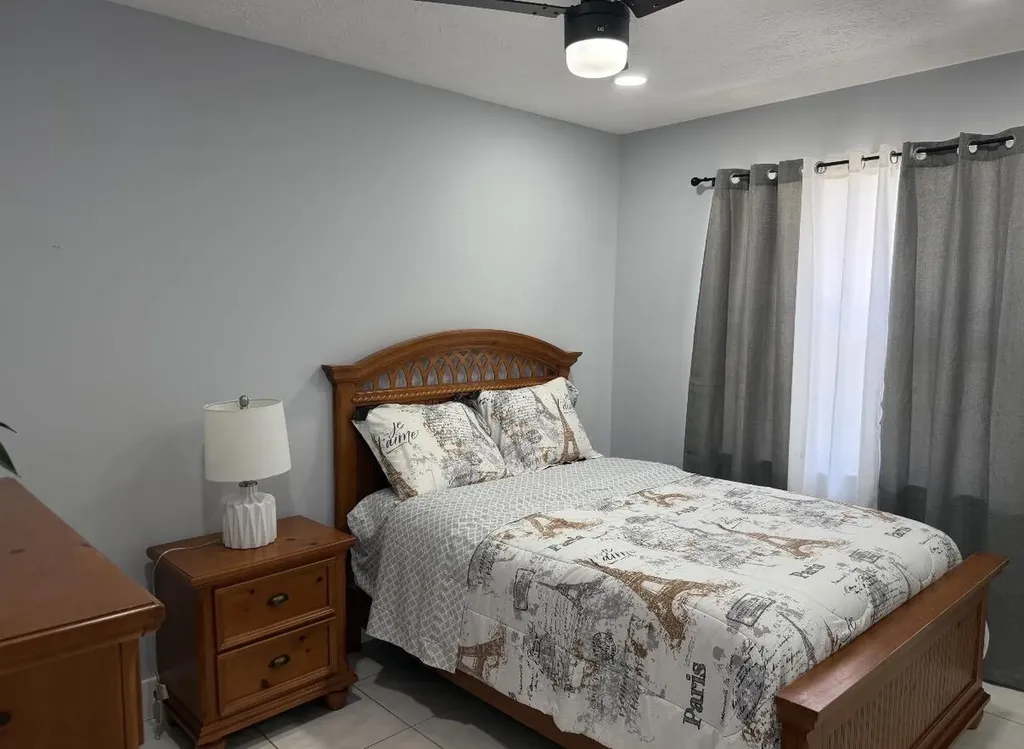 1392 Riverside Circle Wellington FL 33414