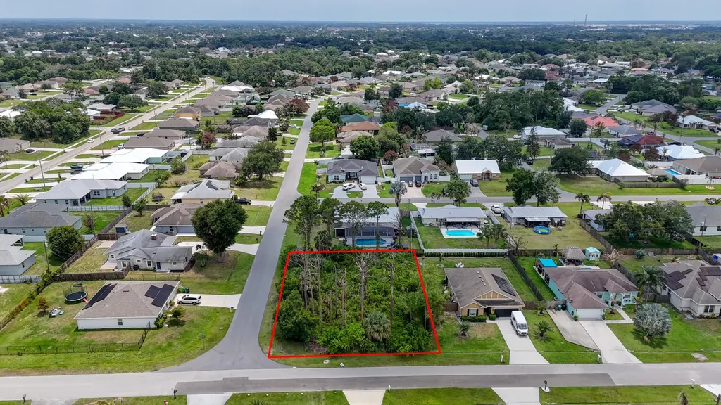 1802 SW Diamond Street Port St Lucie FL 34953