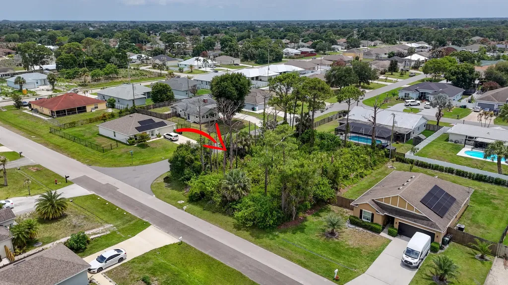 1802 SW Diamond Street Port St Lucie FL 34953