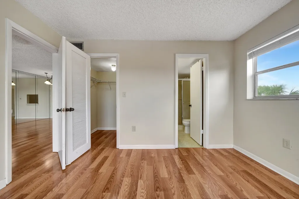 8435 Sunrise Lakes Boulevard Sunrise FL 33322