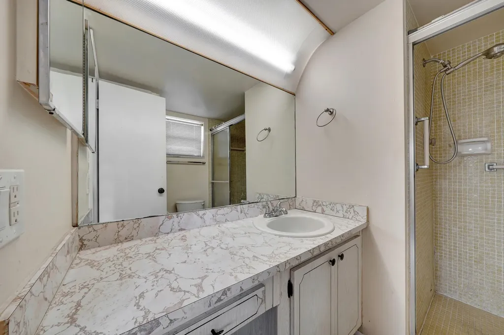 8435 Sunrise Lakes Boulevard Sunrise FL 33322