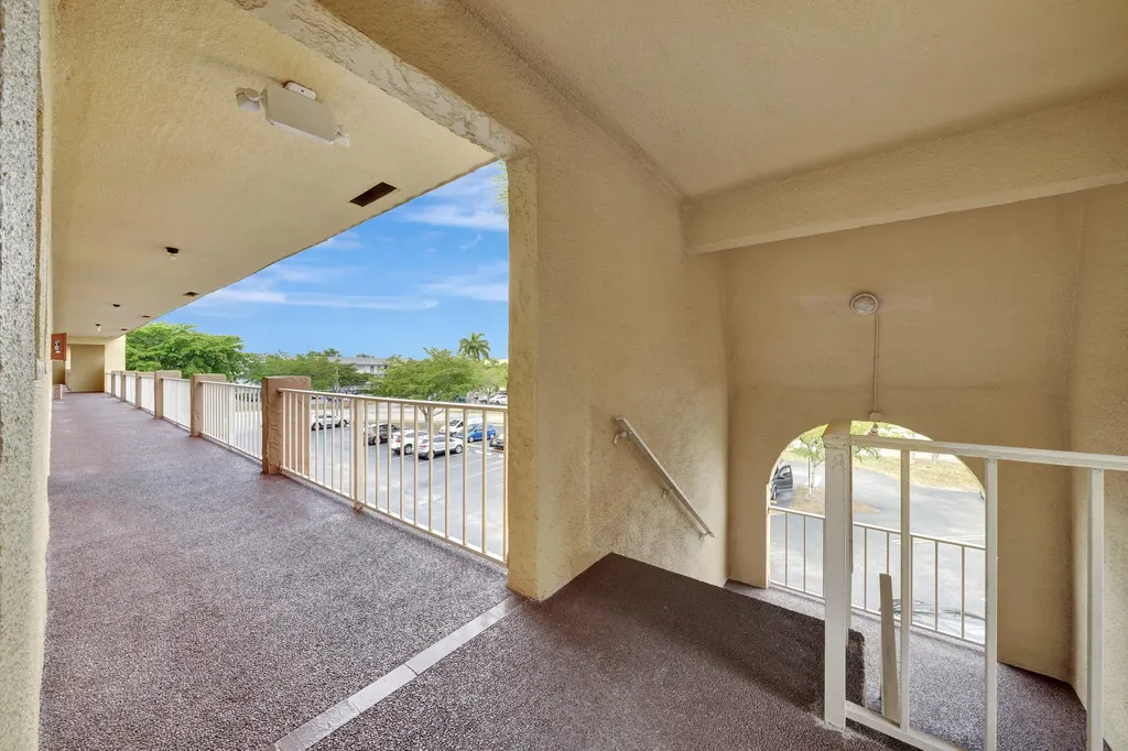 8435 Sunrise Lakes Boulevard Sunrise FL 33322