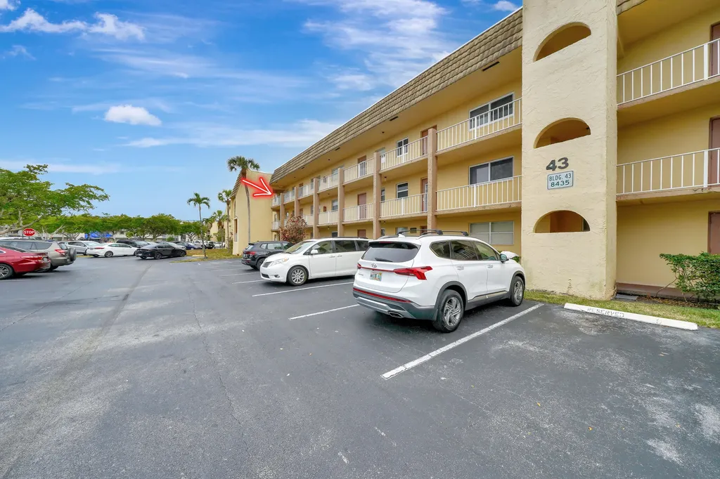 8435 Sunrise Lakes Boulevard Sunrise FL 33322