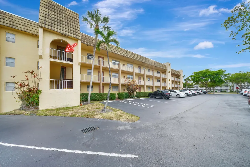 8435 Sunrise Lakes Boulevard Sunrise FL 33322