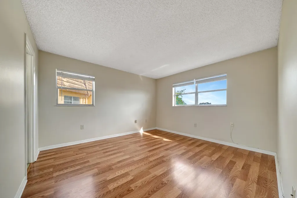 8435 Sunrise Lakes Boulevard Sunrise FL 33322