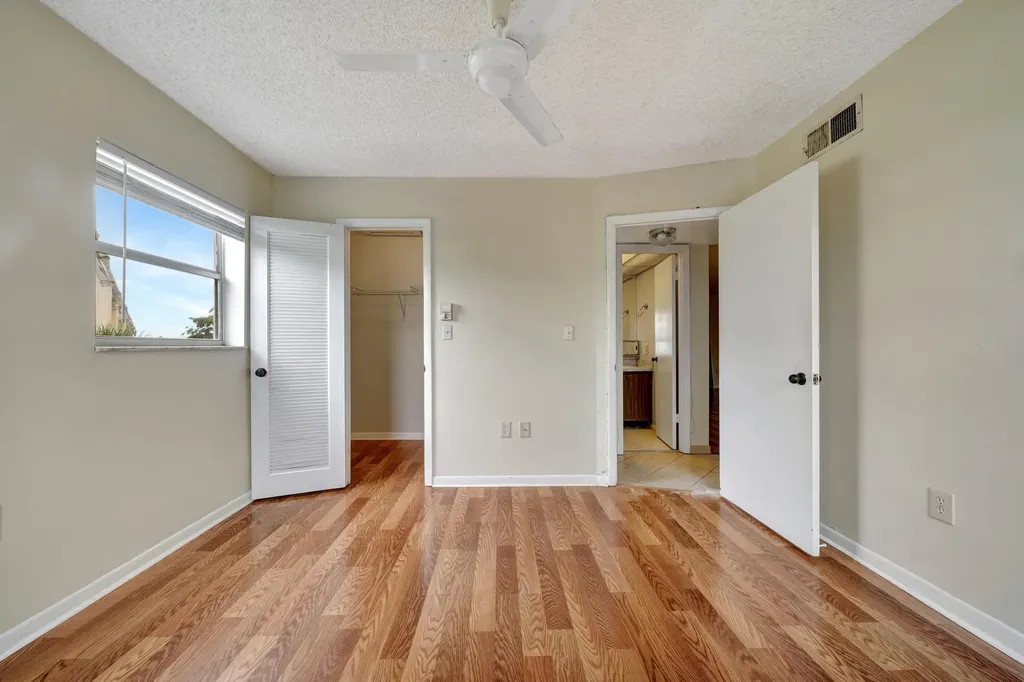 8435 Sunrise Lakes Boulevard Sunrise FL 33322