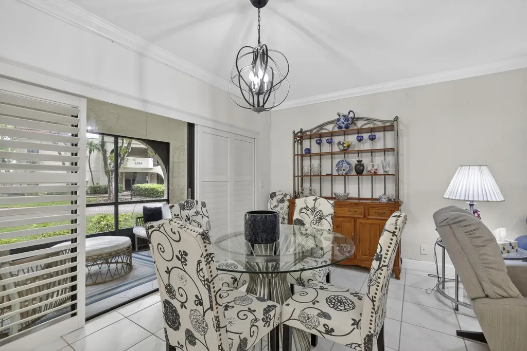 6328 W Longboat Lane Lane W Boca Raton FL 33433