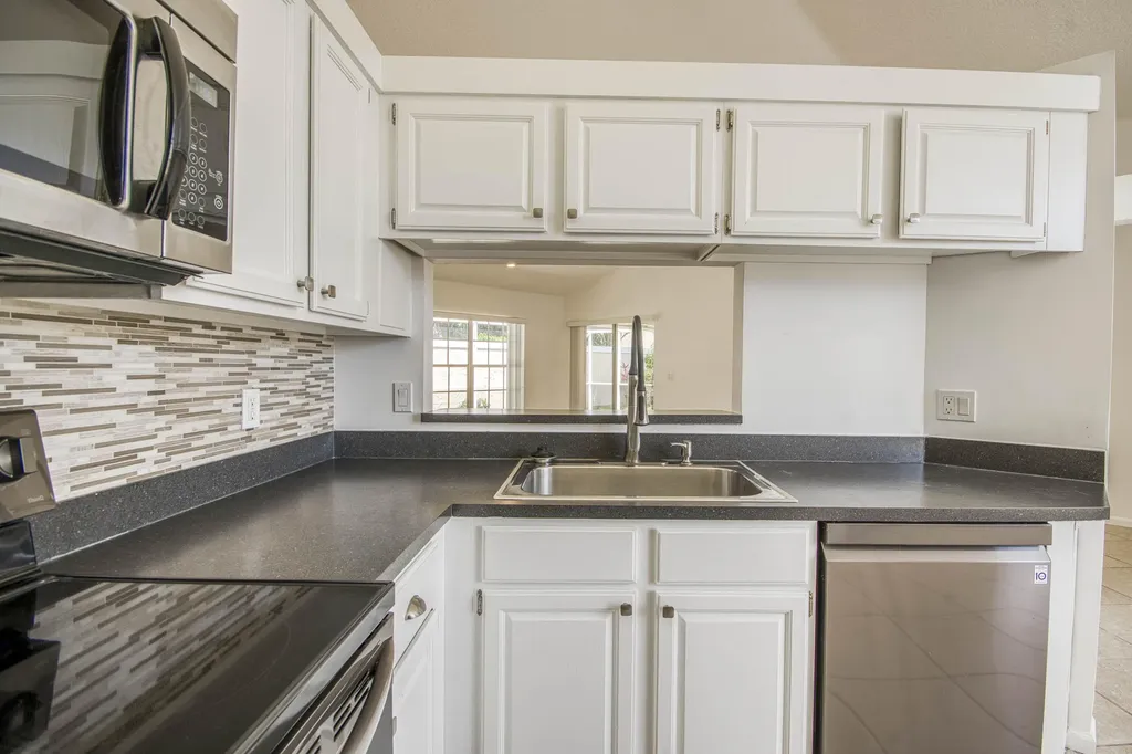 252 Moccasin Trail W Jupiter FL 33458
