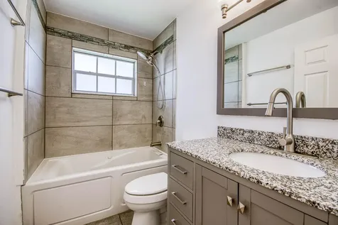 252 Moccasin Trail W Jupiter FL 33458