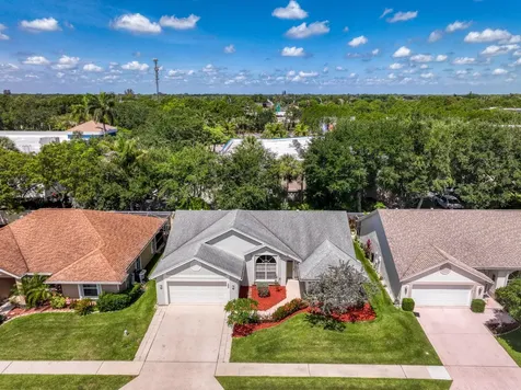 252 Moccasin Trail W Jupiter FL 33458