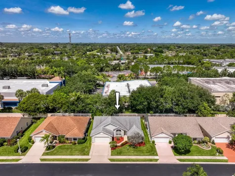 252 Moccasin Trail W Jupiter FL 33458