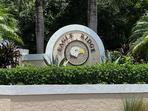 252 Moccasin Trail W Jupiter FL 33458