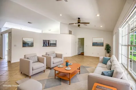 252 Moccasin Trail W Jupiter FL 33458