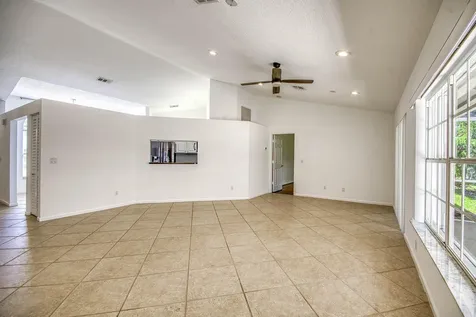252 Moccasin Trail W Jupiter FL 33458