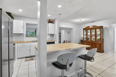 1411 NW 89th Avenue Pembroke Pines FL 33024