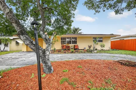 1411 NW 89th Avenue Pembroke Pines FL 33024