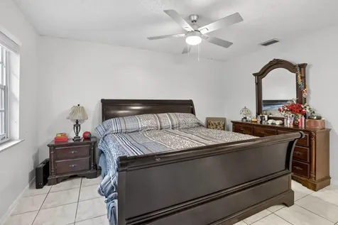 1411 NW 89th Avenue Pembroke Pines FL 33024