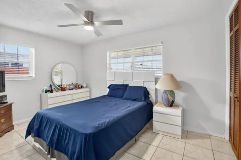 1411 NW 89th Avenue Pembroke Pines FL 33024