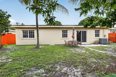 1411 NW 89th Avenue Pembroke Pines FL 33024