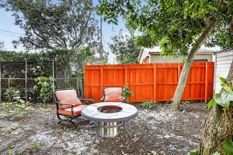 1411 NW 89th Avenue Pembroke Pines FL 33024