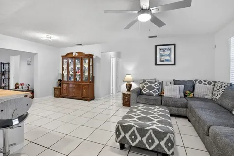 1411 NW 89th Avenue Pembroke Pines FL 33024