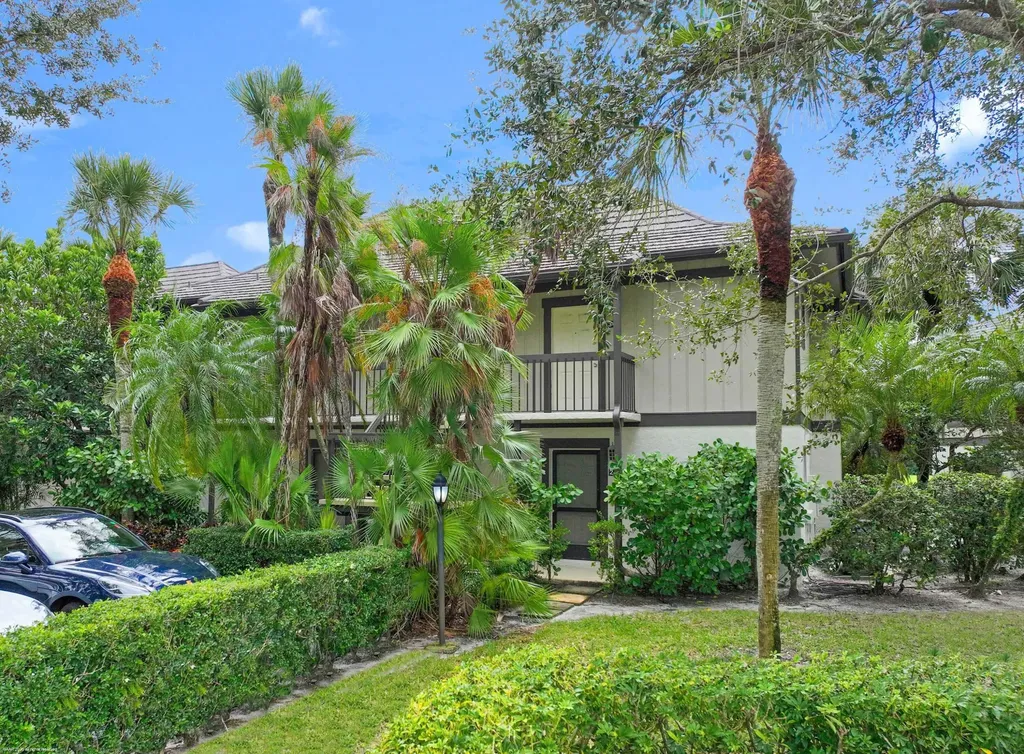 13334 Polo Club Road Wellington FL 33414