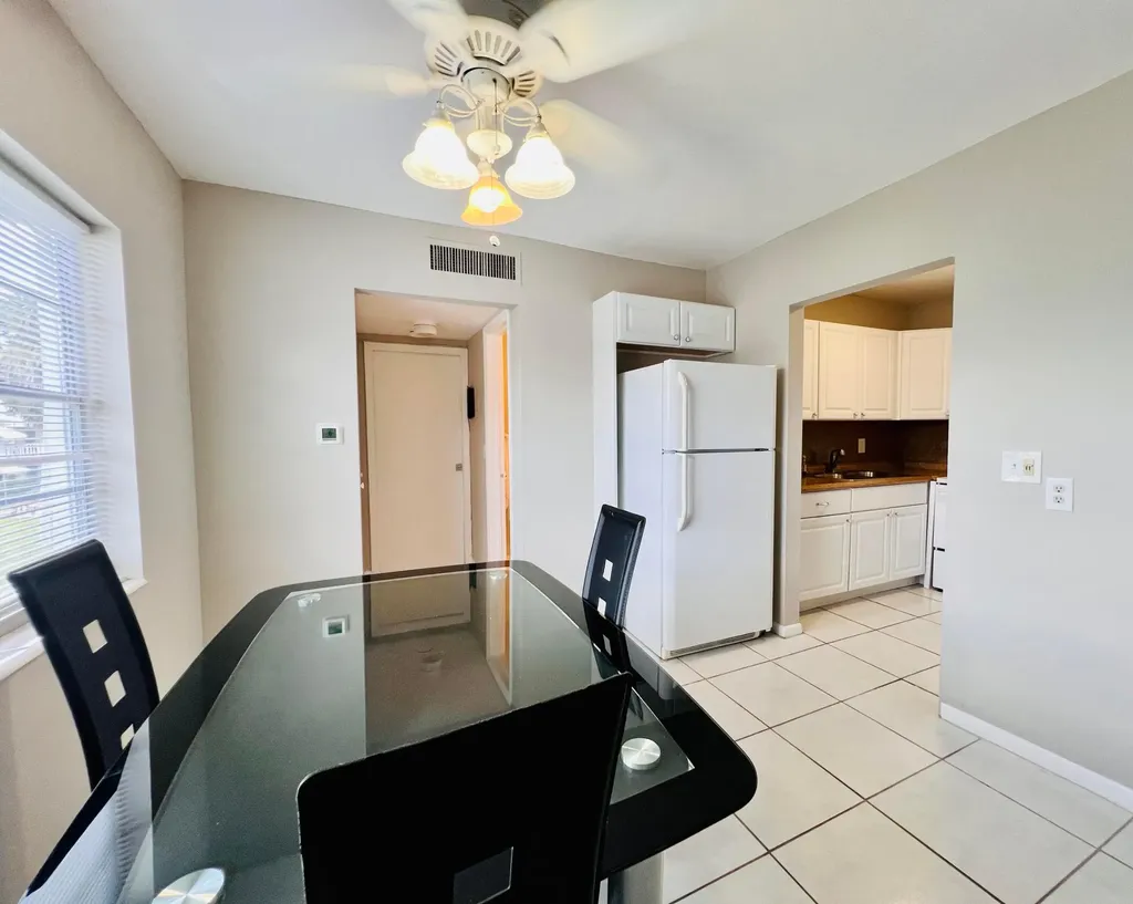 165 Coventry G West Palm Beach FL 33417