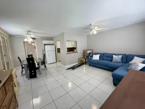 165 Coventry G West Palm Beach FL 33417