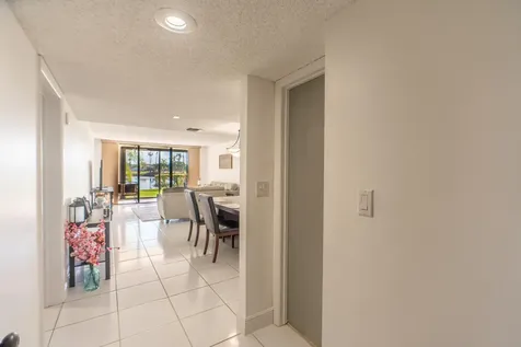 16401 Golf Club Road Weston FL 33326