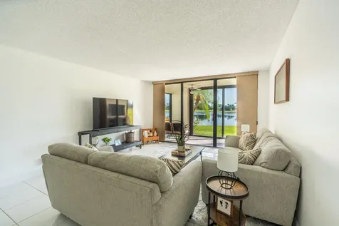 16401 Golf Club Road Weston FL 33326
