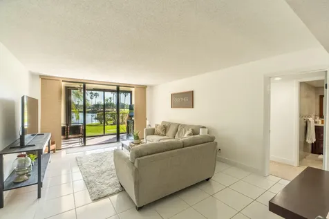 16401 Golf Club Road Weston FL 33326