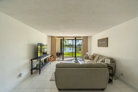 16401 Golf Club Road Weston FL 33326