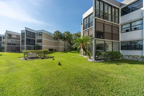 16401 Golf Club Road Weston FL 33326