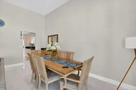 6502 Via Benita Boca Raton FL 33433