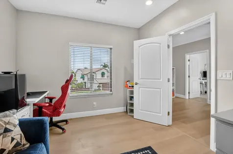 6502 Via Benita Boca Raton FL 33433