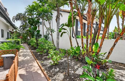 6502 Via Benita Boca Raton FL 33433