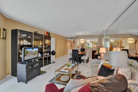 7609 Granville Drive Tamarac FL 33321