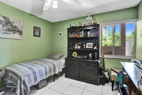 7609 Granville Drive Tamarac FL 33321
